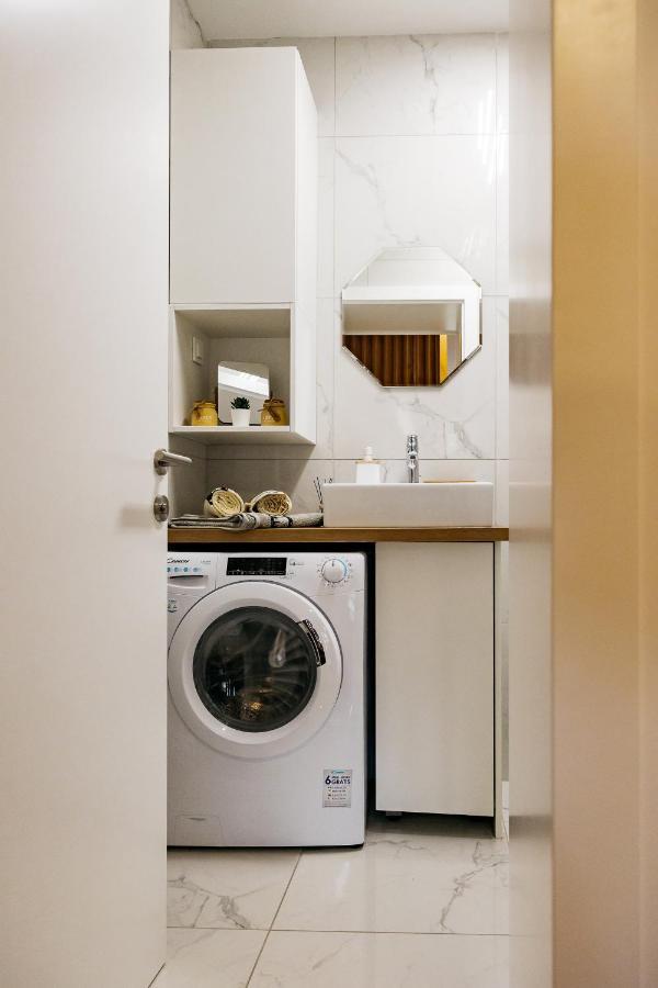 Woody - Comfy Apartment In Siska Liubliana Exterior foto
